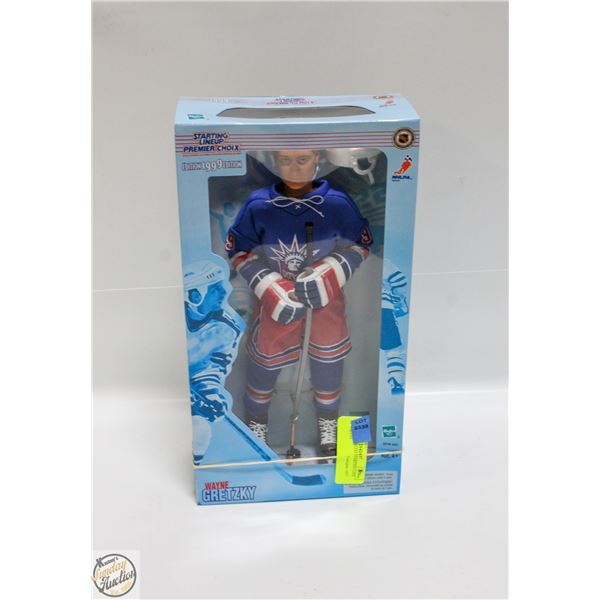 FACTORY SEALED STARTING LINE UP WAYNE
