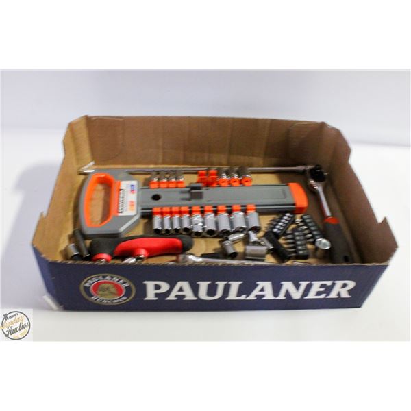 SOCKET SET PLUS RATCHES AND EXTRA SOCKETS