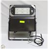 Image 1 : LED FLOOD LIGHT