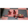 Image 1 : 2-1/4 TON FLOOR JACK WITH 2 JACKSTANDS