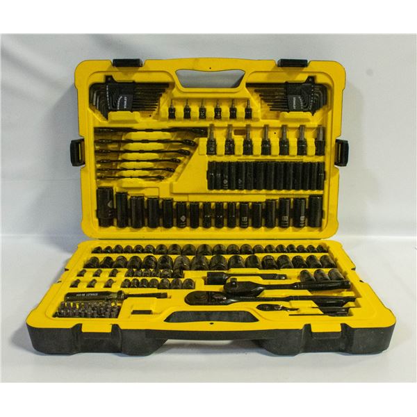 STANLEY 183 PIECE SOCKET SET AND WRENCHES