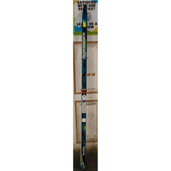 73 INCH CROSSCOUNTRY SKIS NO POLES