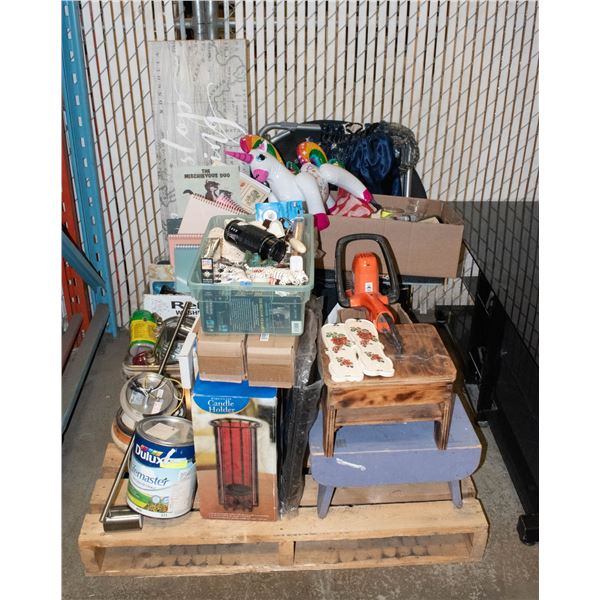 PALLET W/VARIOUS AUCTION PURCHASES *MUST TAKE ALL*