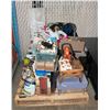 Image 1 : PALLET W/VARIOUS AUCTION PURCHASES *MUST TAKE ALL*