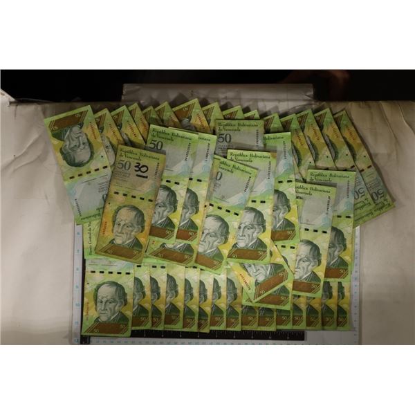 57 VENEZUELA 50 BOLIVARES BILLS: 2012-2015