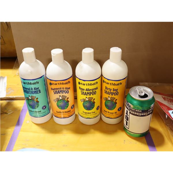 LOT DE 4 PRODUITS ASST POUR ANIMAUX EARTHBATH