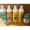 Image 1 : LOT DE 4 PRODUITS ASST POUR ANIMAUX EARTHBATH