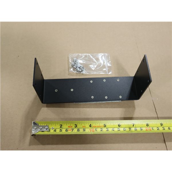 LOT DE +/-35 REFIT BRACKET W/SCREWS A5G9XX