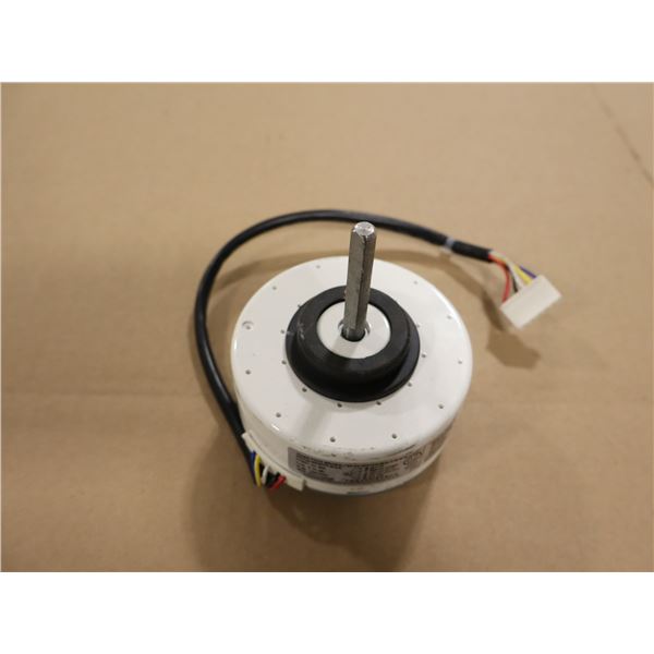 LOT DE 25 MOTEURS DC SANS BALAIS