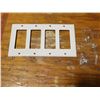 Image 1 : LOT DE 25pcs PLAQUES  LEVITON 80412-NW