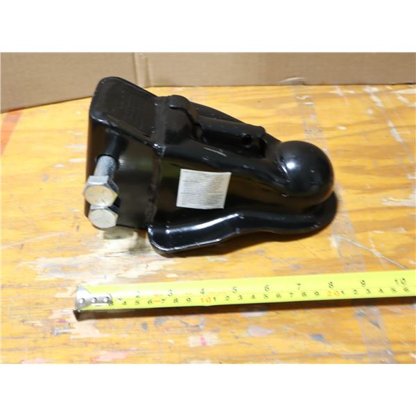 COUPLEUR DE REMORQUE 2-1/2" BOULONNÉ