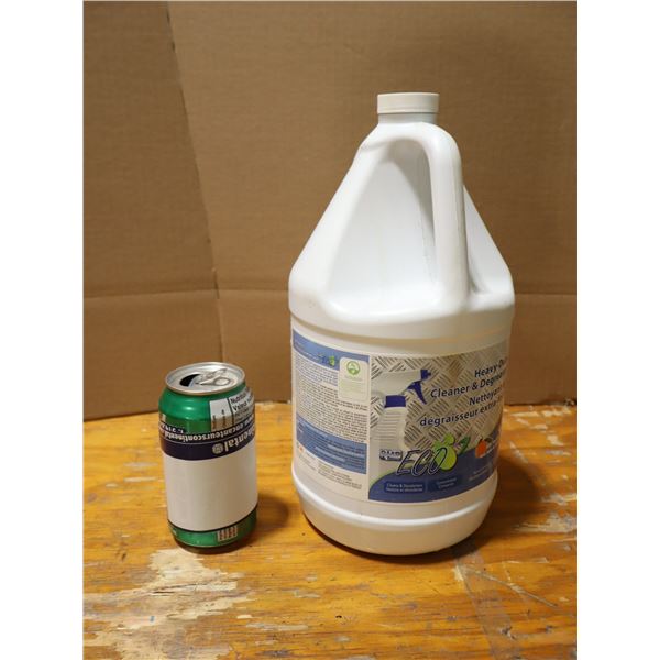 NETTOYANT ET DÉGRAISSEUR  ECO 4L