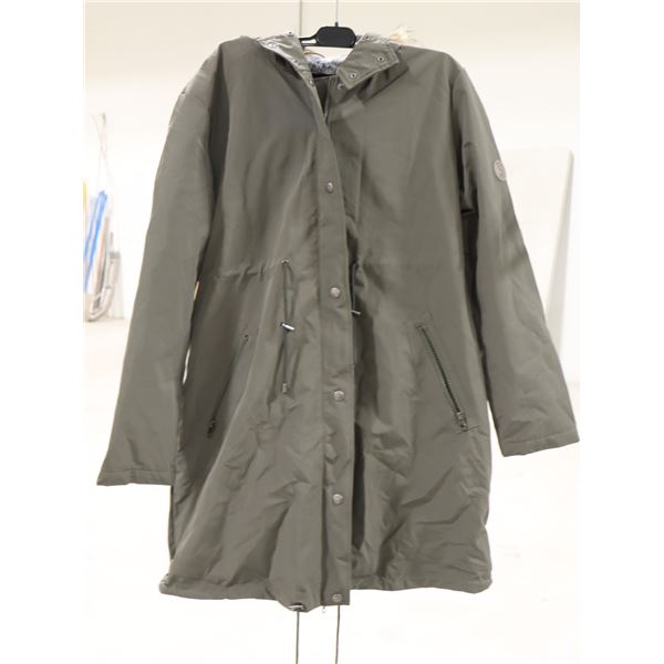 PARKA 3-EN-1 PREMIUM PORTE-BÉBÉ SERAPHINE CAPUCHON KAKI