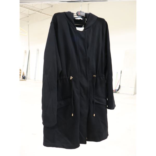 HOODIE PORTE-BÉBÉ SERAPHINE NOIR