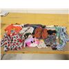 Image 1 : LOT DE 20+ VÊTEMENTS POUR ENFANTS ASST