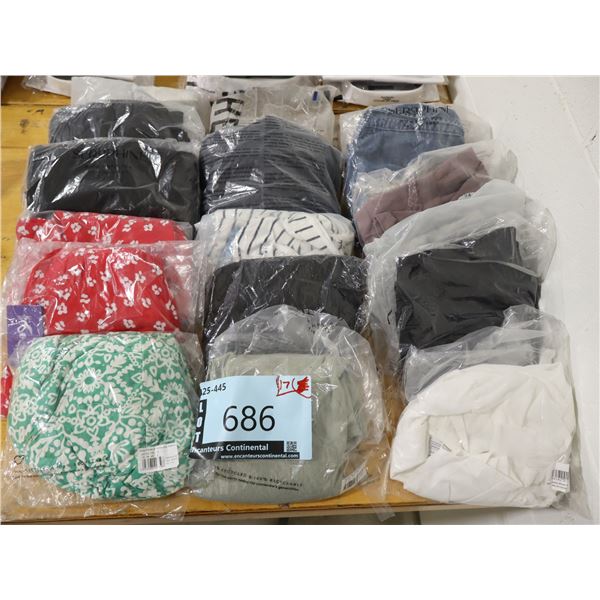 LOT DE 17pcs VÊTEMENTS POUR FEMMES ASST