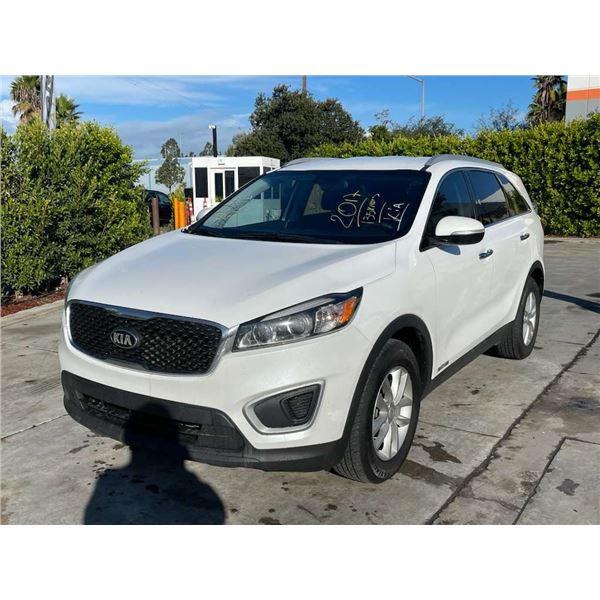KIA SORENTO 2017 O/S TITLE 2 DAYS