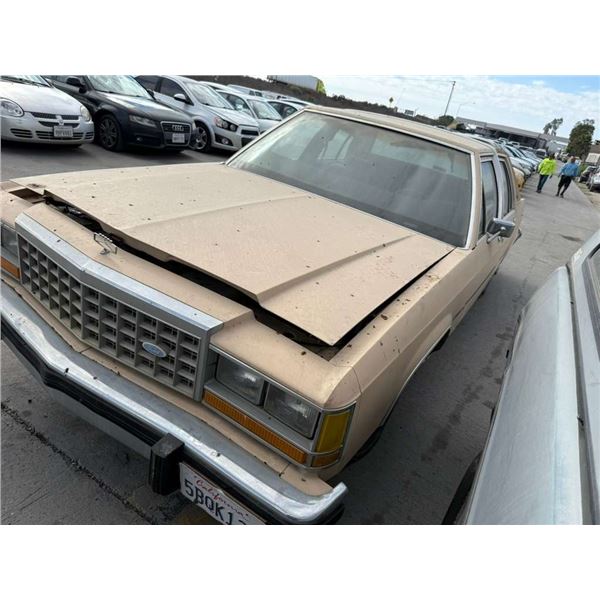 FORD CROWN VICTORIA 1984 O/S-T-DON-TMU