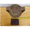Image 12 : Vintage Asian 2-Tier Bento Basket & Wooden Scroll Stand, Misc Sizes