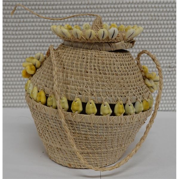 Woven Basket Container w/ Shell Accents, Lid & Strap 5.5" Dia, 7"H
