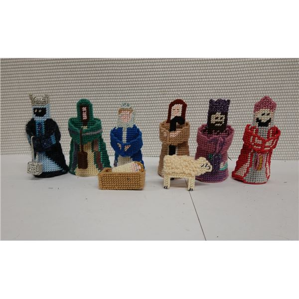 Miniature 8-piece Beaded Nativity Scene, Approx 5"H