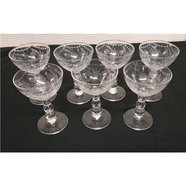 Qty 7 Clear Low Sherbet or Champagne Glasses w/ Leaf Design, 3.5" Dia, 5.5"H