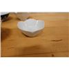 Image 9 : Multiple Bowls, Platter, Glass Décor, Gourd, etc Misc Sizes