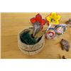 Image 2 : Multiple Animal Figurines, Flowers, 2 Woven Baskets, etc Misc Sizes
