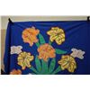 Image 2 : Applique Embroidered Floral Quilt 72" x 90"