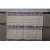 Image 2 : White Woven Design Fabric Wrap or Throw 25" x 106"