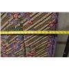 Image 6 : Floral Design Fabric Wrap or Throw 38" x 87"
