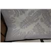 Image 12 : Hawaiian Floral Quilt 98" x 100" w/ 2 Matching Pillowcases