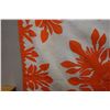 Image 6 : Orange Hawaiian Floral Quilt 93" x 90"