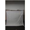 Image 28 : Blue & White Applique Floral Quilt 102" x 94"
