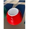 Image 8 : VINTAGE NESTING PYREX BOWLS - IN PRIMARY COLORS