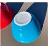 Image 9 : VINTAGE NESTING PYREX BOWLS - IN PRIMARY COLORS