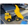 Image 11 : VINTAGE TONKA MIGHTY DUMP TRUCK AND VINTAGE TONKA JEEPSTER TOY