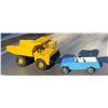 Image 1 : VINTAGE TONKA MIGHTY DUMP TRUCK AND VINTAGE TONKA JEEPSTER TOY