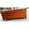 Image 17 : VINTAGE LANE FURNITURE CEDAR CHEST, MCM, BLOND FINISH