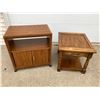 Image 1 : END TABLES, LOT OF 2
