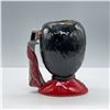 Image 2 : Guardsman D6771 - Small - Royal Doulton Character Jug