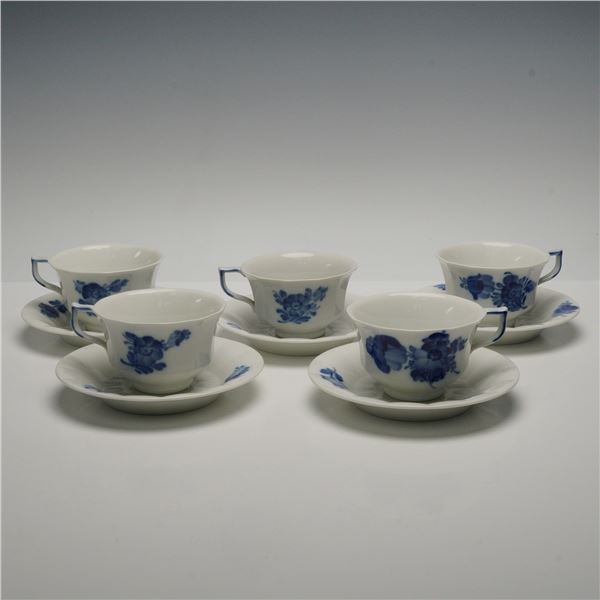 5pc Royal Copenhagen Cup and Saucer Set, Blue Flowers