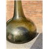 Image 3 : 1700s Colonial America Dutch Onion Rum Bottle