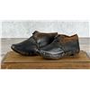 Image 2 : 18th Century Colonial Buckle Top Clog Shoes
