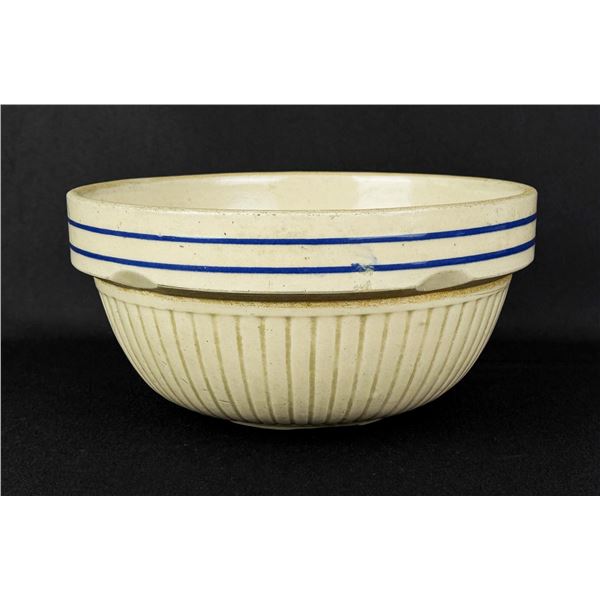Red Wing Stoneware Ribbed Mixing Bowl