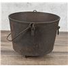 Image 2 : Civil War Era 8x Gate Marked Cast Iron Kettle