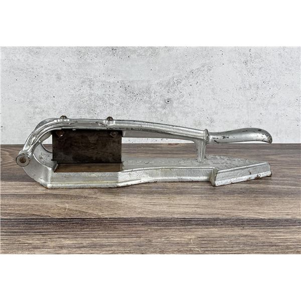 Cast Iron Spearhead Plug Cut Tobacco Cutter