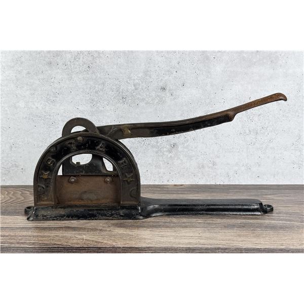 Cast Iron Star Plug Cut Tobacco Cutter