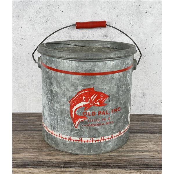 Old Pal Woodstream Minnow Fishing Bucket