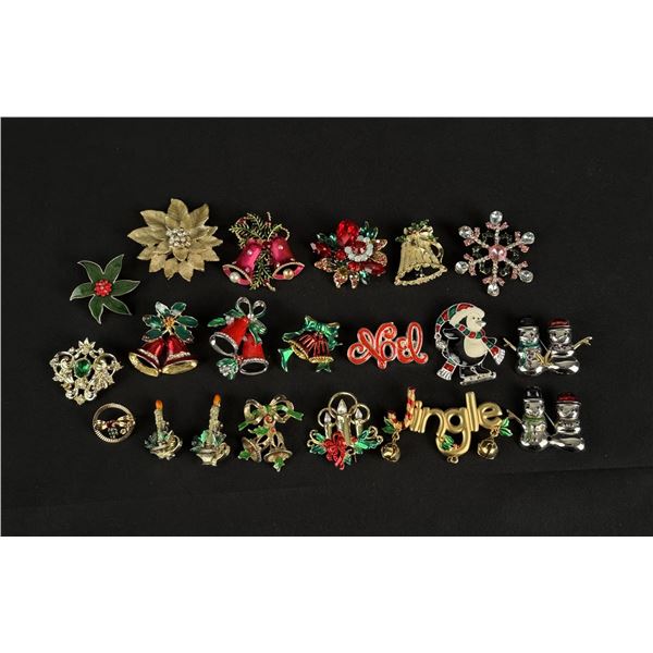 Costume Jewelry Christmas Brooches